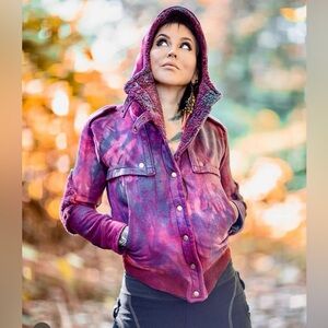 Crossfox Spitfire. Like new. Size medium.